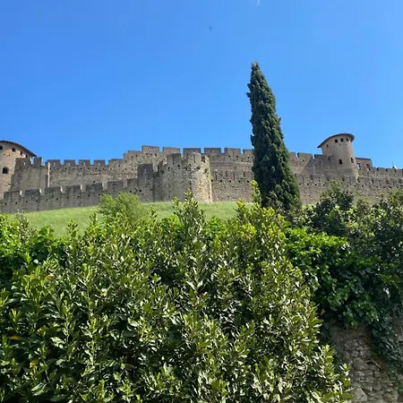 Le Rempart-Clim-Terrasse&patio à 3min de la cité Casa de Férias Carcassonne