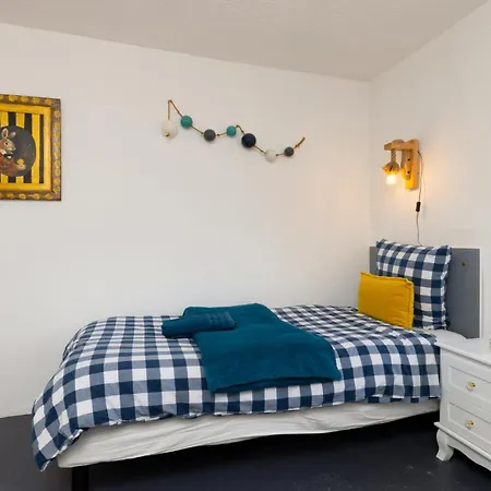 Le Rempart-clim-terrasse & Patio A 3min De La Cite Tatil Evi