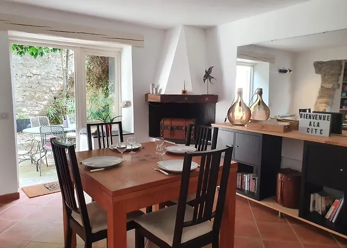 Les Chemins De La Cite Ou * 카르카손